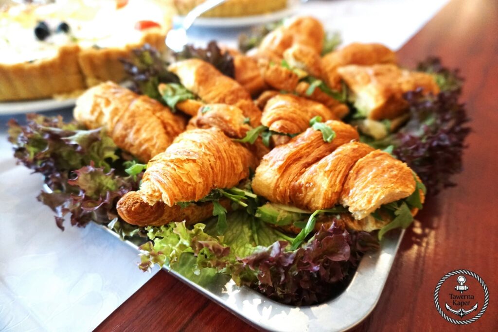 Catering na każdą okazję przygotowany przez Restaurację Kaper z daniami na zimno